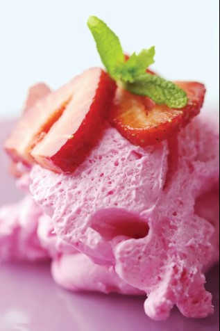 Fresh Strawberry Mousse
